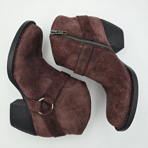 NWT Born Carmel Harness Suede Ankle Booties, Burgundy/Wine, Women's Size 6 - Picture 15 of 16